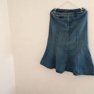 Blue jean skirt with a tulip flare